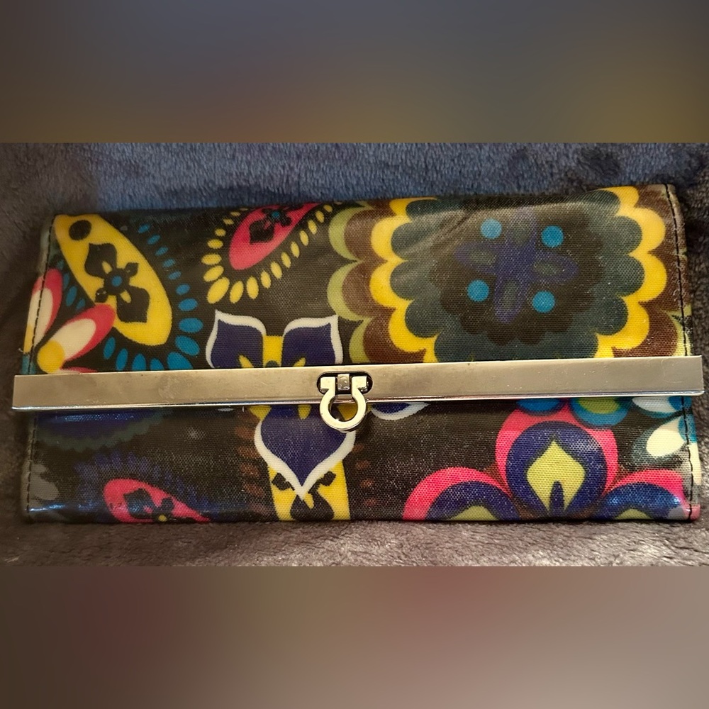 Vera Bradley Vibes Floral Patterned Clutch